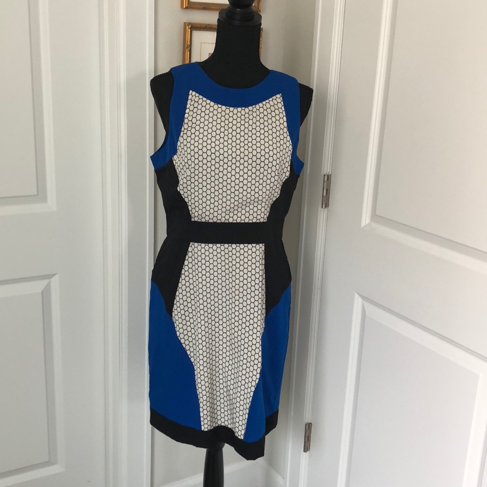 NWT- Saks fifth avenue Red label dress size large